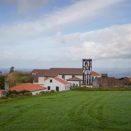 Vista Retreat *